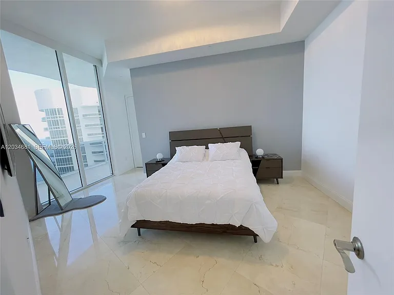 16001 Collins Ave #4107 — Photo 24