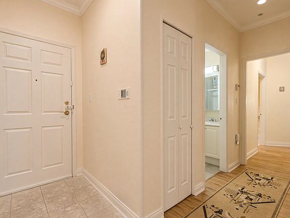 5th image of 2995 Princess Cres #313