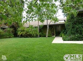 32 N Sabra Ave, Oak Park, CA 91377