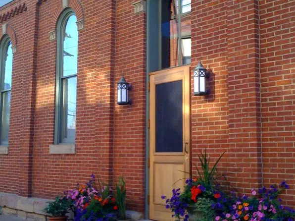 900 Bingham St, Pittsburgh, PA 15203