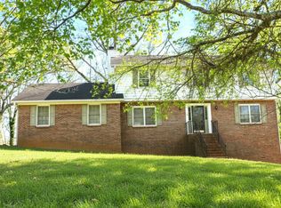 4546 Brandon Dr, Lilburn, GA 30047