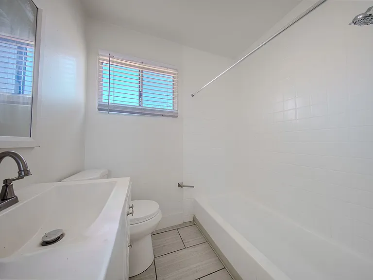 359 Obispo Ave. — Photo 4