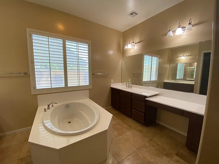 1905 W Swan Dr — Photo 18