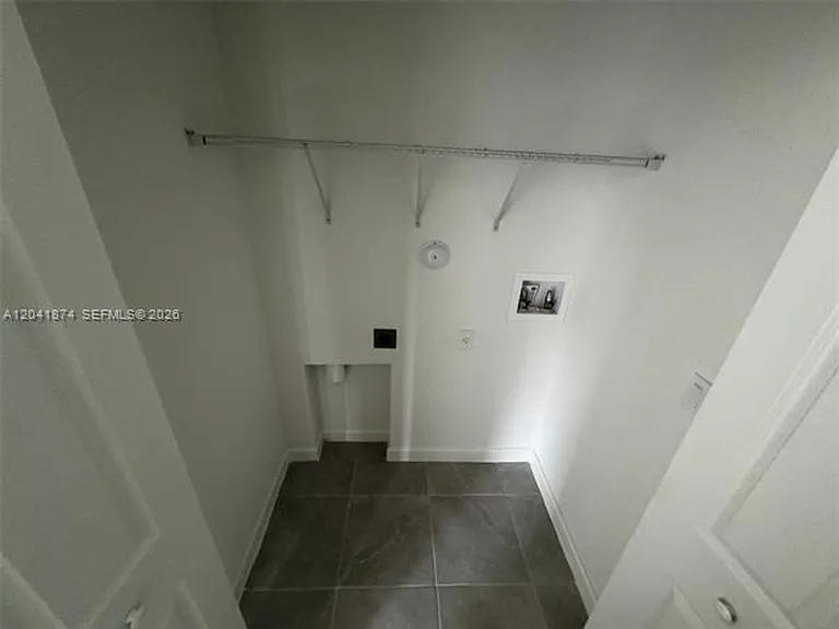 285 SW 159th Ln — Photo 15