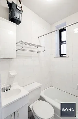 Rented by Bond New York | media 5