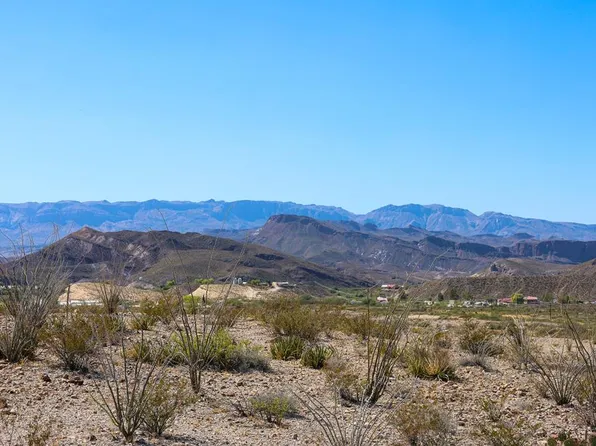 4 Comanche Mesa Dr, Terlingua, TX 79852