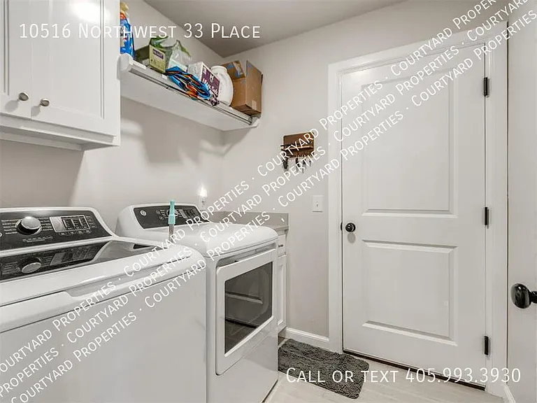 10516 NW 33rd Pl — Photo 19