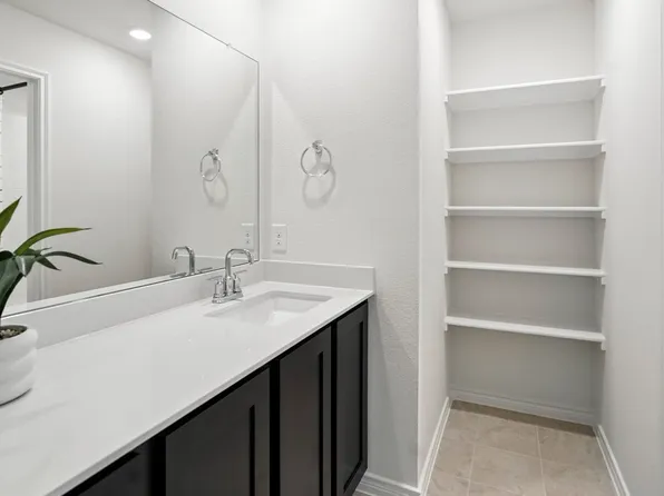 3568 Barnfield Ave, Aubrey, TX 76227