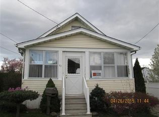 83 Worden Ave, Hopelawn, NJ 08861