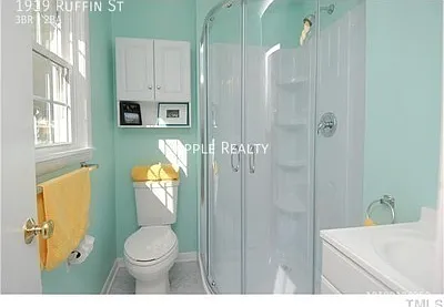 1919 Ruffin St — Photo 4