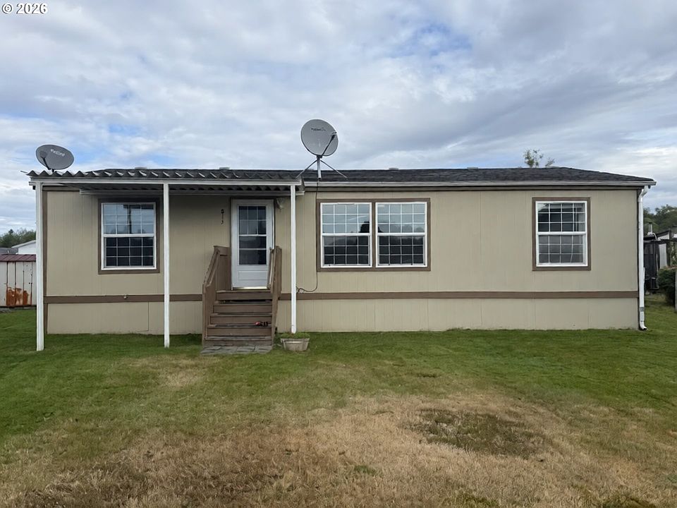 1st image of 515 Leisure Cir