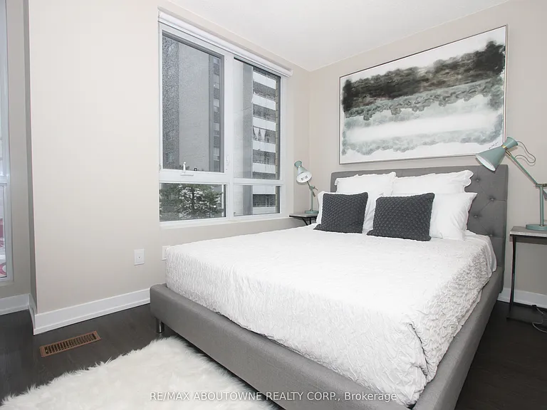 280 Bleecker St — Photo 10