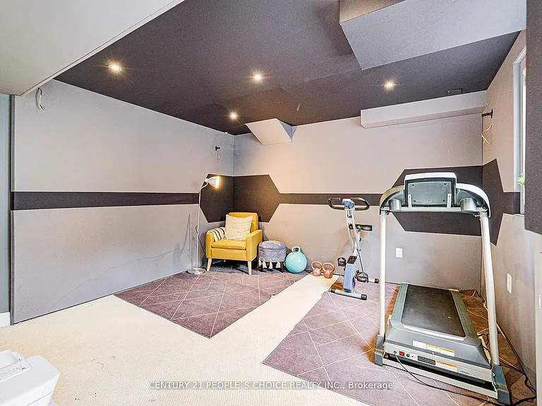 83 Corey Cir — Photo 36