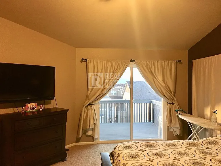 10799 Hickory Ridge Ln — Photo 12