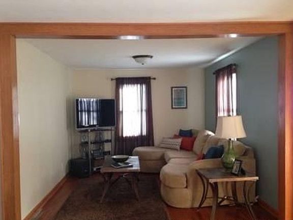 2nd image of 1547 N 21st St