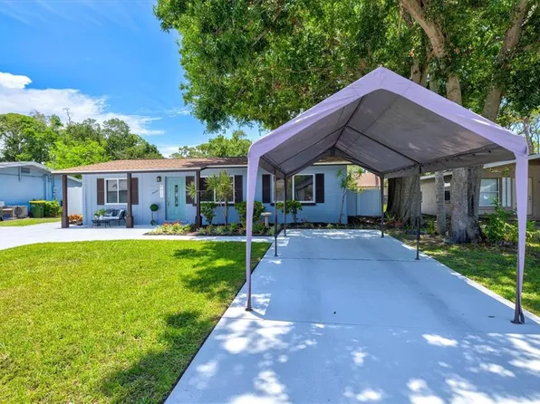 2432 Aspinwall St, Sarasota, FL 34237