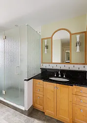 Bathroom 2 thumbnail