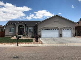 5012 Flicker Dr, Pueblo, CO 81008