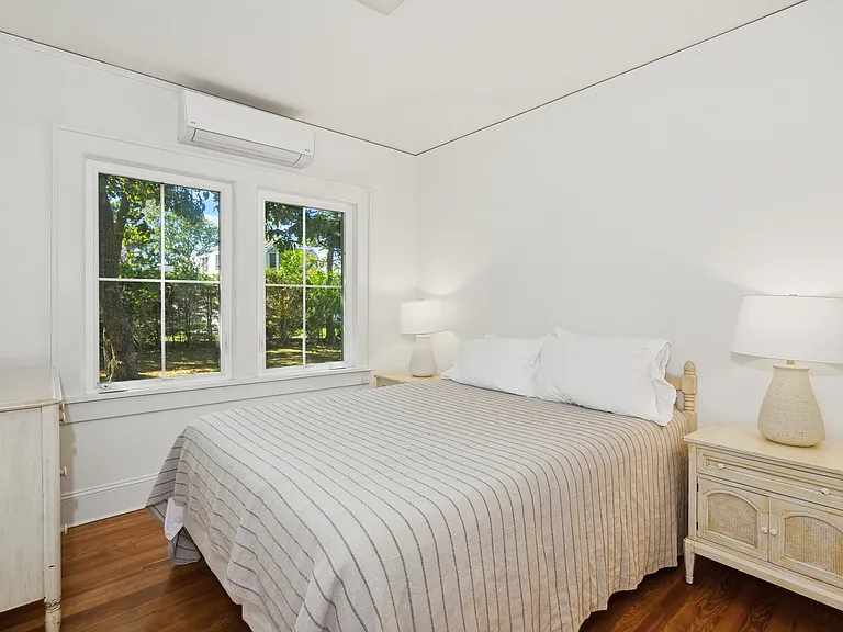 139 Edgemere Dr — Photo 20