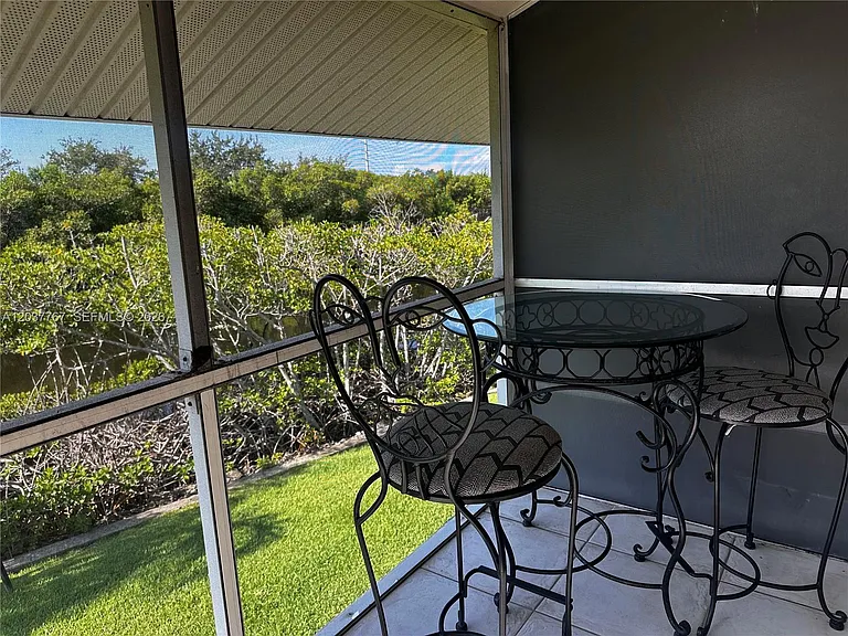 1815 Robalo Dr #201C — Photo 3