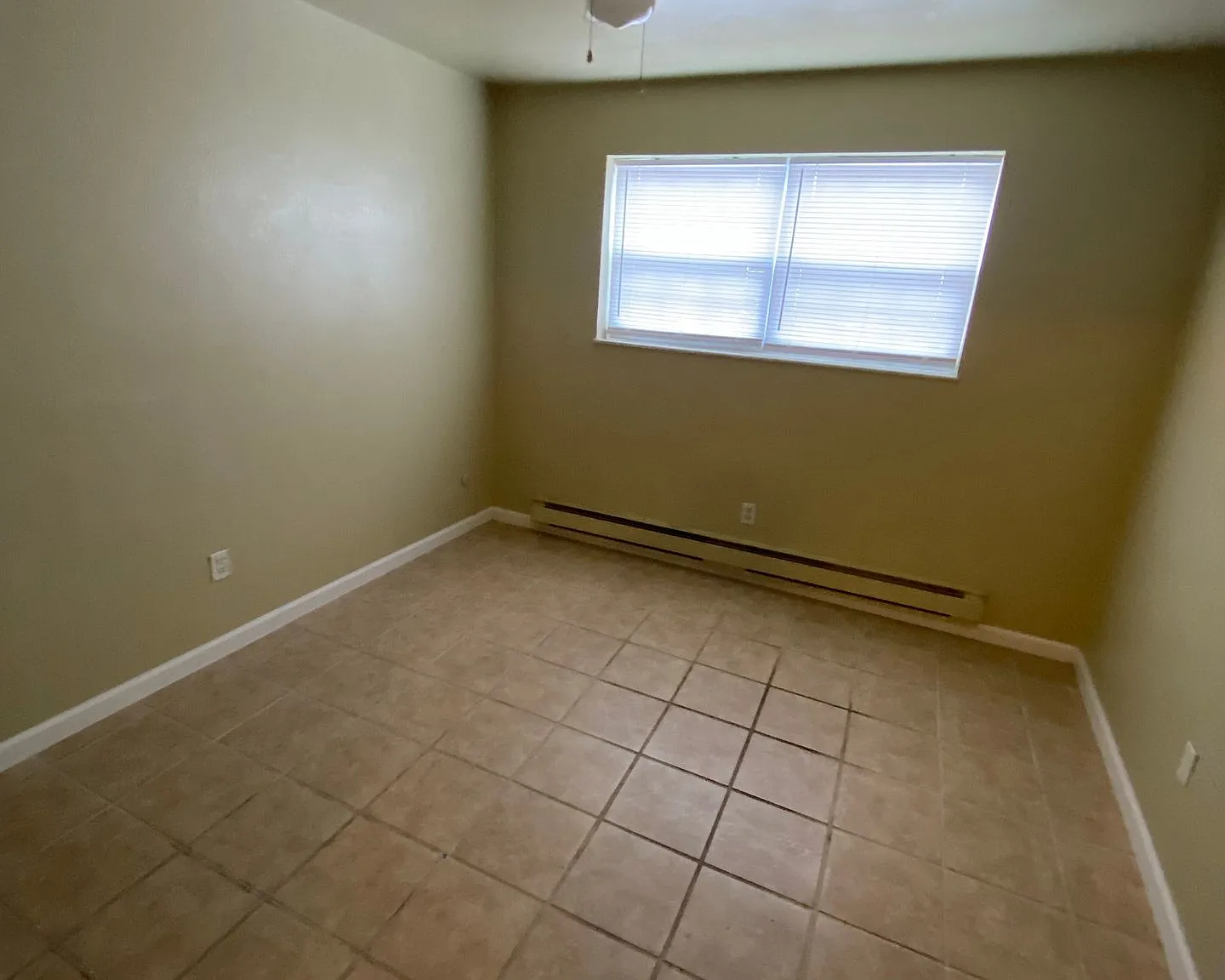 2 bed, $750 — Photo 4