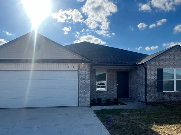 (undisclosed Address), Newcastle, OK 73065