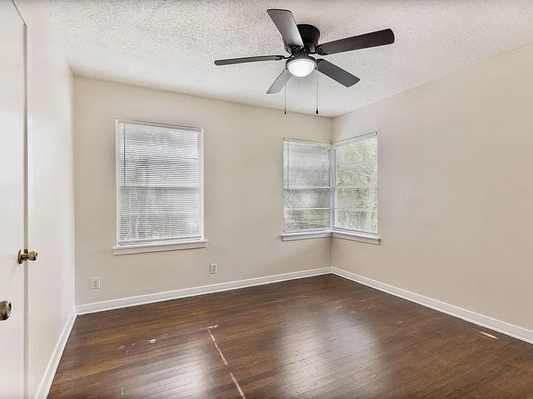 9629 Panola Way — Photo 12