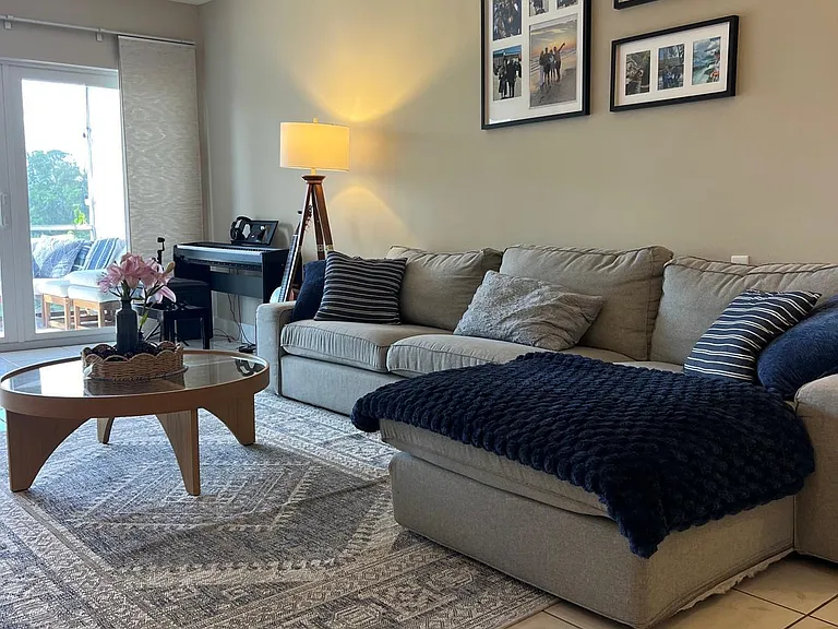 2751 N Palm Aire Dr #402 — Photo 10