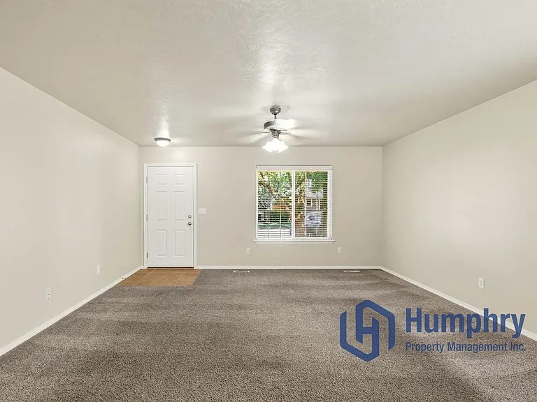 3527 E Hand Cart Ln — Photo 7