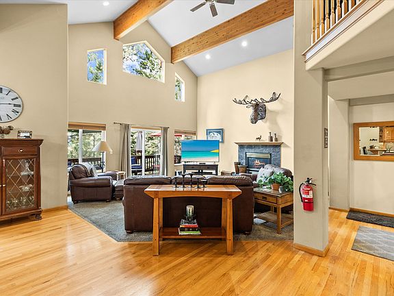 5th image of 1120 Canterbury Dr