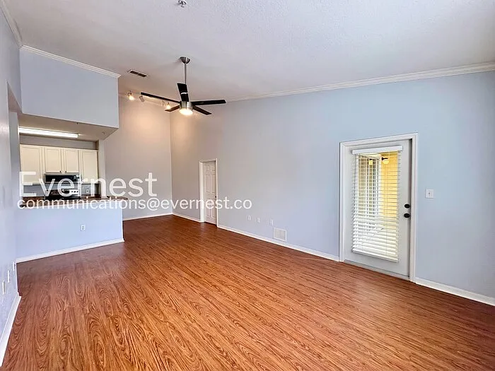 10123 Courtney Palms Blvd #301 — Photo 5