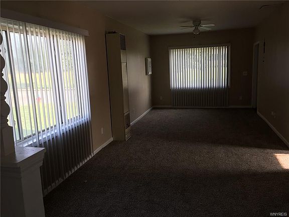 4th image of 317 Dingens St