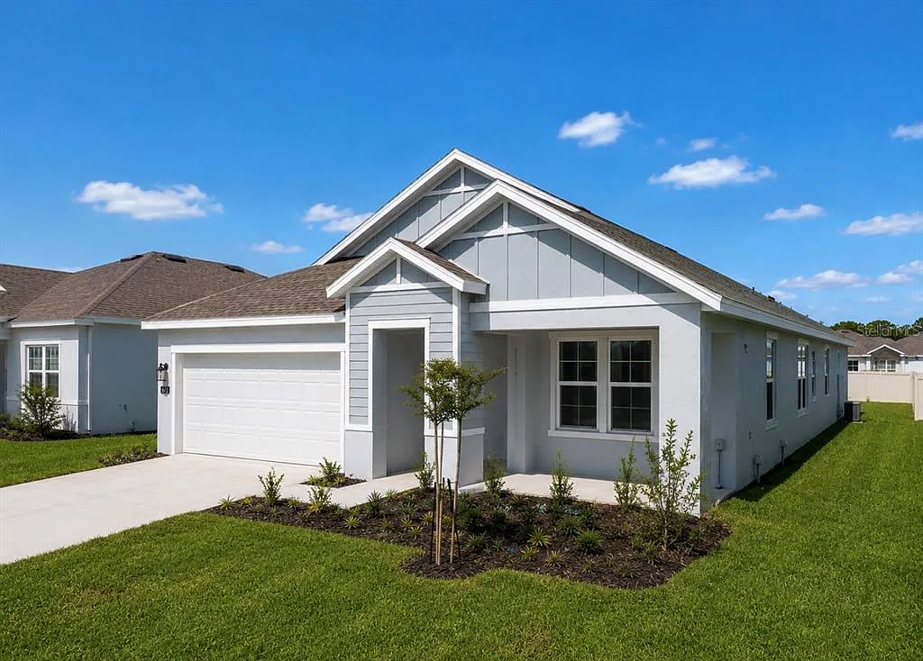 3 bed, 2.0 bath, 2160 sqft, $2,300 — Photo 3