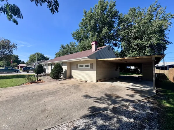 606 Jackson St, Rockville, IN 47872