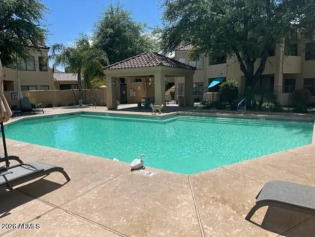 2 bed, 2.0 bath, 1075 sqft, $1,900 — Photo 3