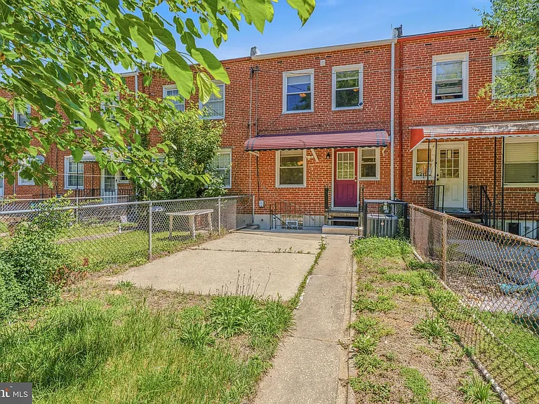 586 Lucia Ave — Photo 31