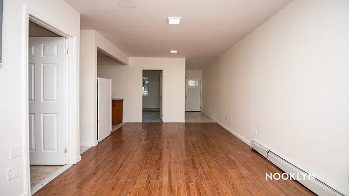 Rented by Nooklyn NYC LLC | media 12