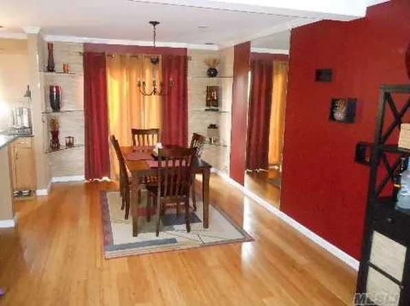 183 North Ln, Smithtown, NY 11787