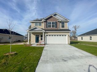 55 Buckingham Dr, Midway, GA 31320