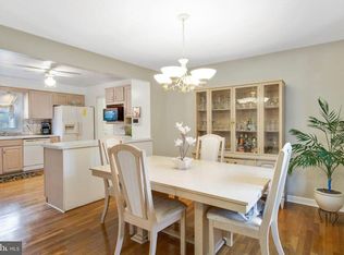 22 Colesbery Dr, New Castle, DE 19720