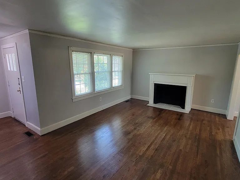 307 Jennings Ave #1 — Photo 10