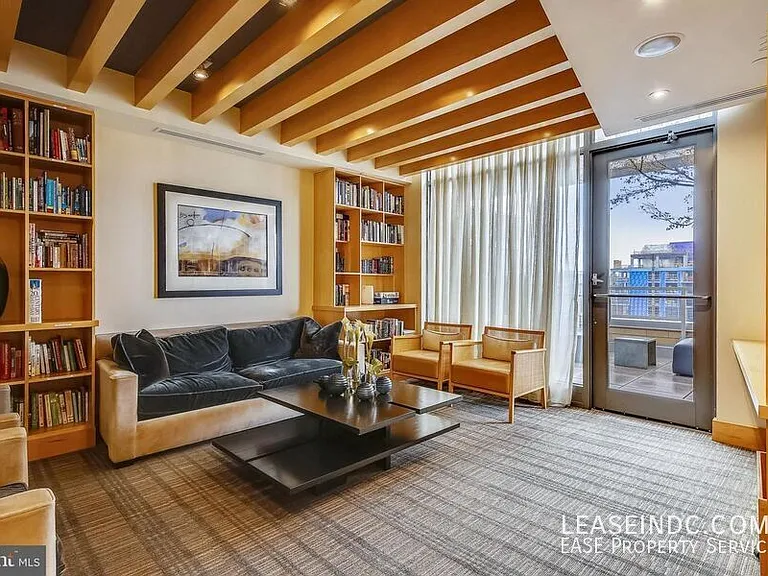 440 L St NW #706 — Photo 32