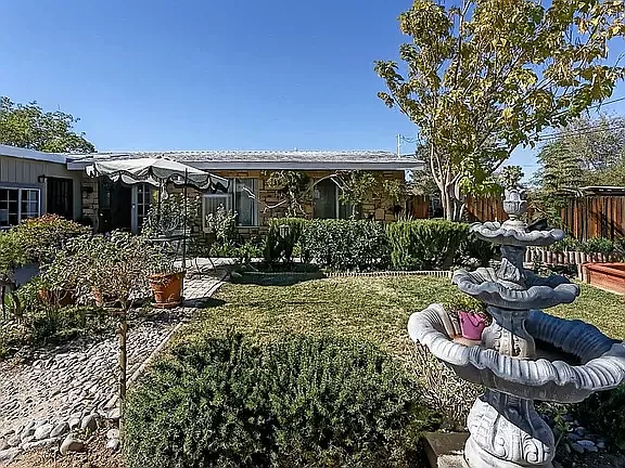 Lincoln Ave, Hesperia — Photo 4