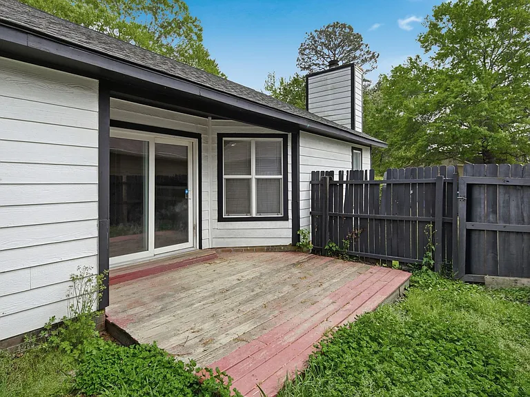 6984 Timberwood Dr — Photo 9