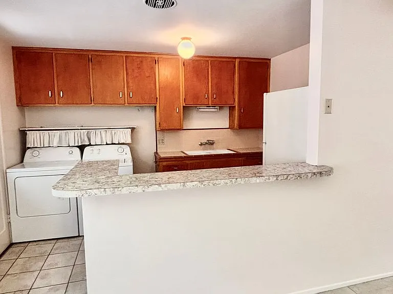 236 Avenida Santa Barbara — Photo 13