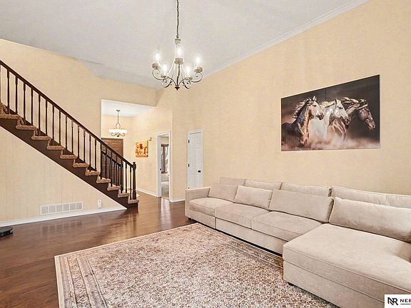 5th image of 15708 Audrey St