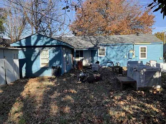 2nd image of 7220 SE 15th St