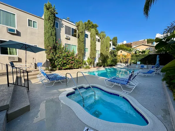 972 Larrabee St APT 124, West Hollywood, CA 90069