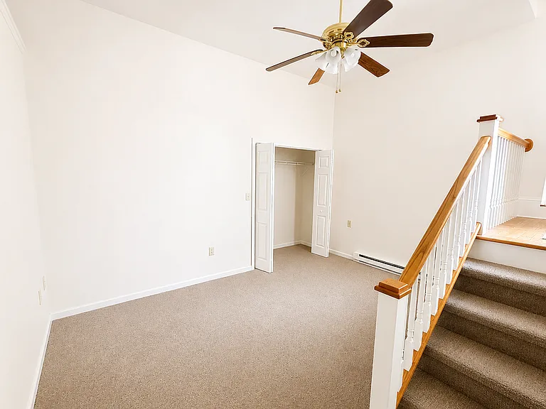 283 E Main St #2 — Photo 3