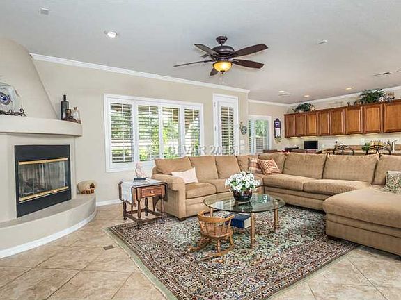 5th image of 7232 Royal Melbourne Dr